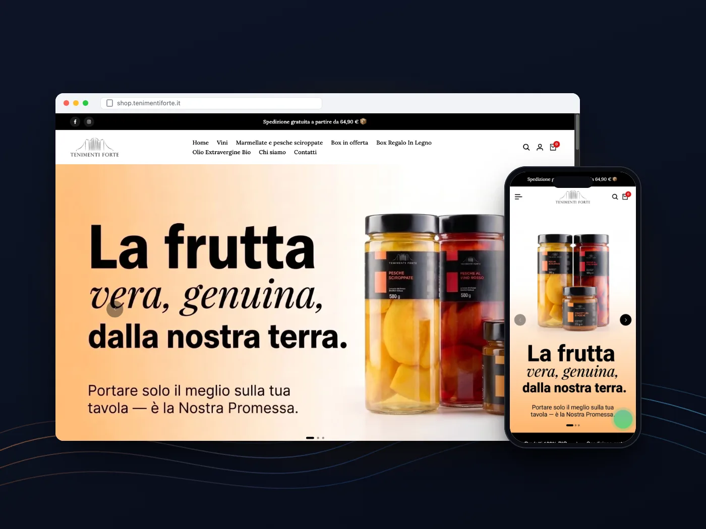 Lo shop di Tenimenti Forte su computer e telefono: vasetti di frutta sciroppata in primo piano